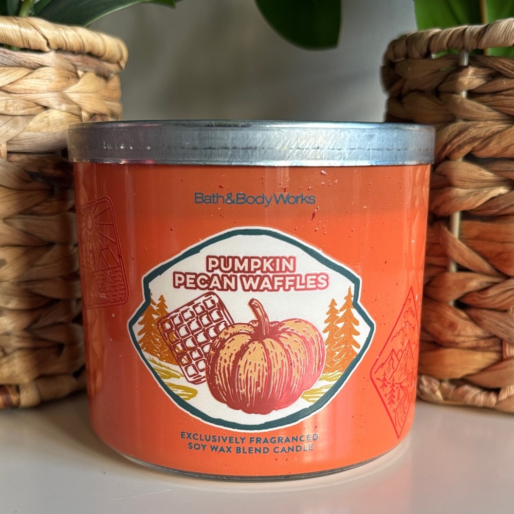 Pumpkin Pecan Waffles 3-Wick Bath & Body Works Candle